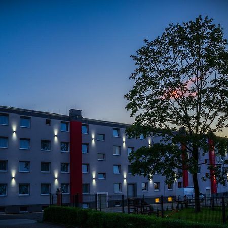 Zgoda Kompleks Hotelarski Свентохловице Экстерьер фото